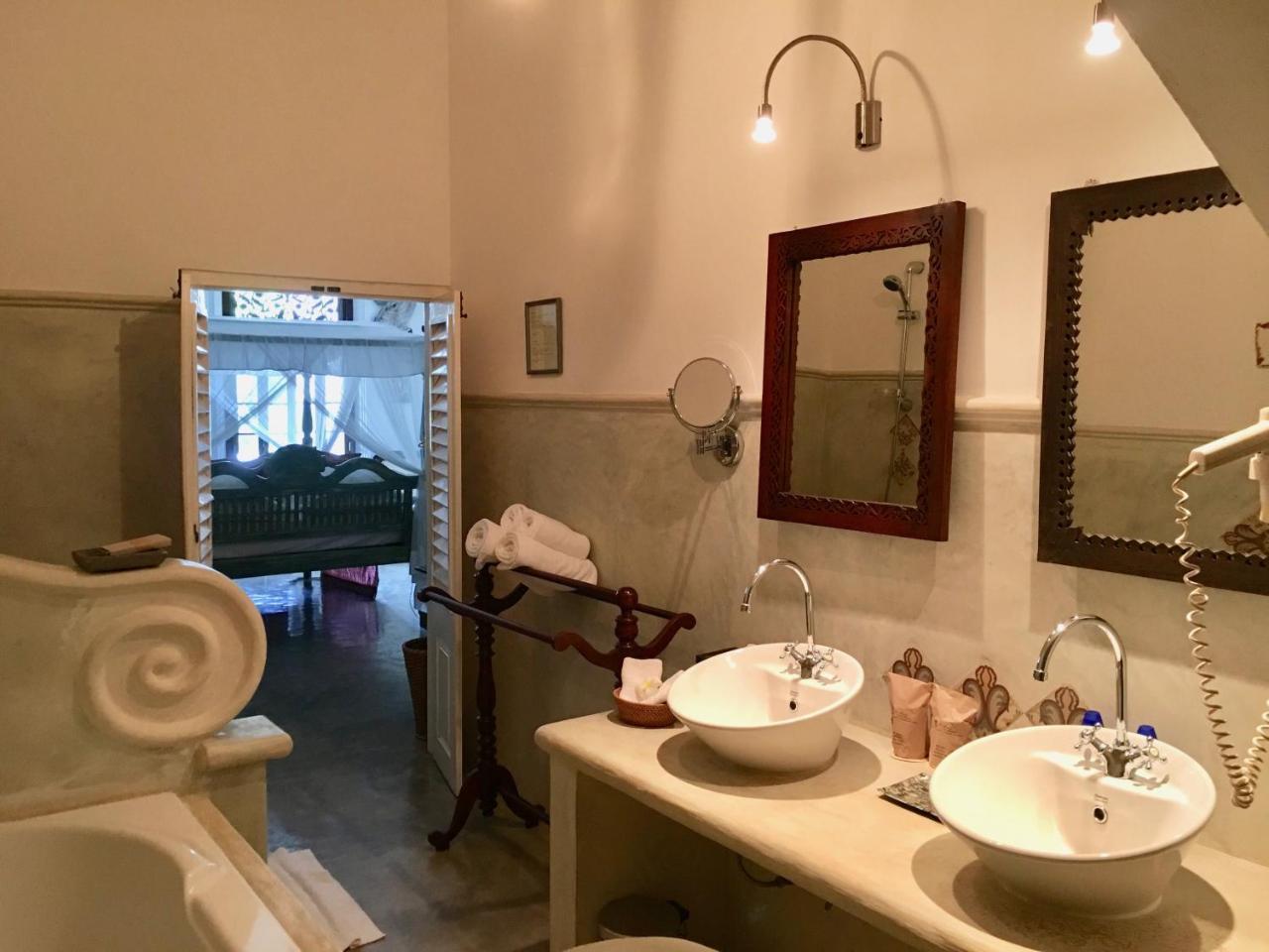 La Maison Nil Manel Hotel Ахунгала Екстериор снимка